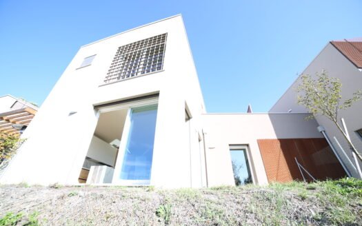 Villetta arredata in borgo sui Colli di Bologna