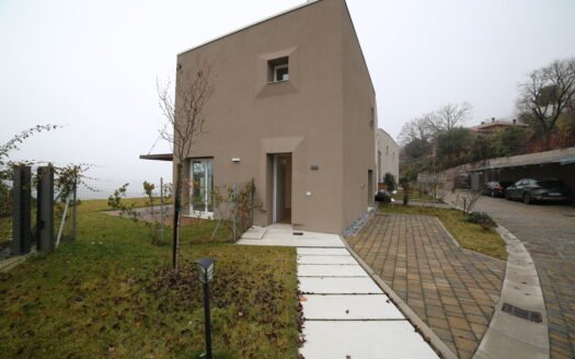 Villetta con giardino sui Colli di Bologna